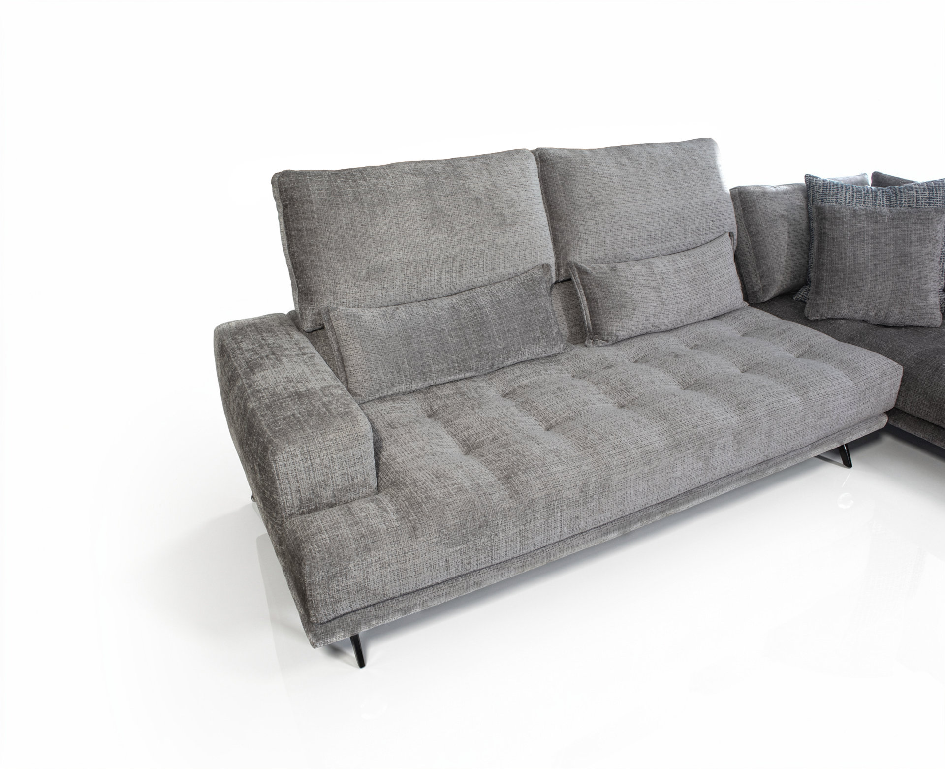 Loft - Image 8